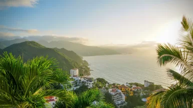 puerto vallarta vs cancun beaches