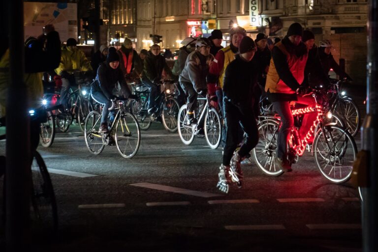 The LA World Naked Bike Ride & Midnight Ridazz: Urban Night Cycling